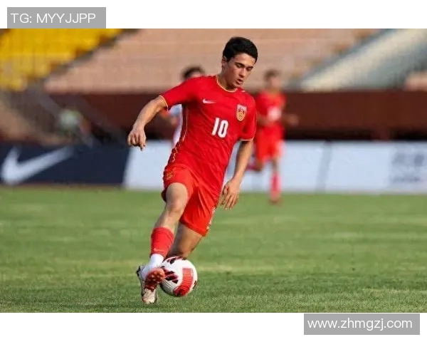 全球足坛现役五大超级明星球员的风采与成就解析